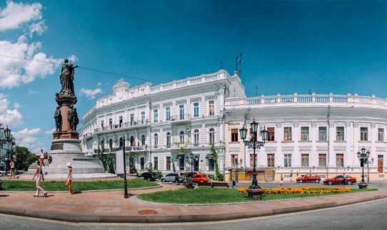 Восстановление Екатерининской площади